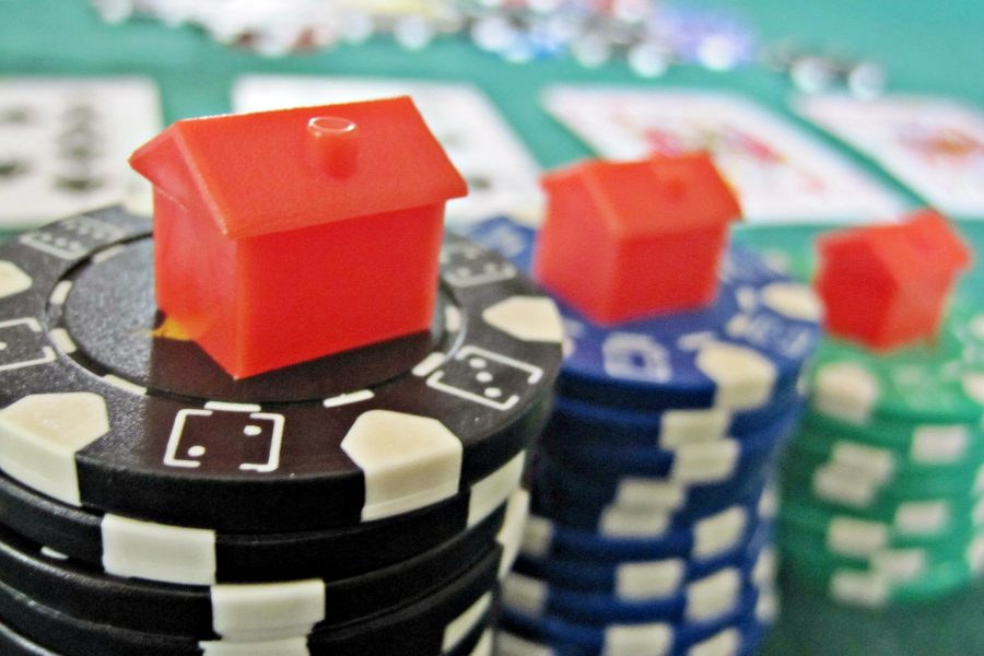 Two Los Angeles residents plead guilty to operating illegal gambling business and conspiring to launder money