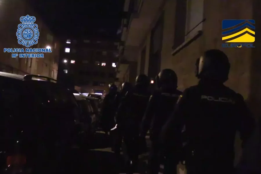 French and Spanish police authorities bust criminal network distributing counterfeit documents through dark web